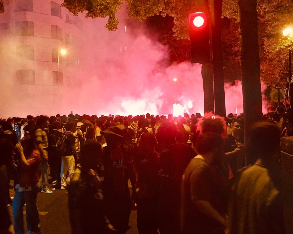 Quand Paris vibre : Souvenir d&rsquo;une&nbsp;Victoire